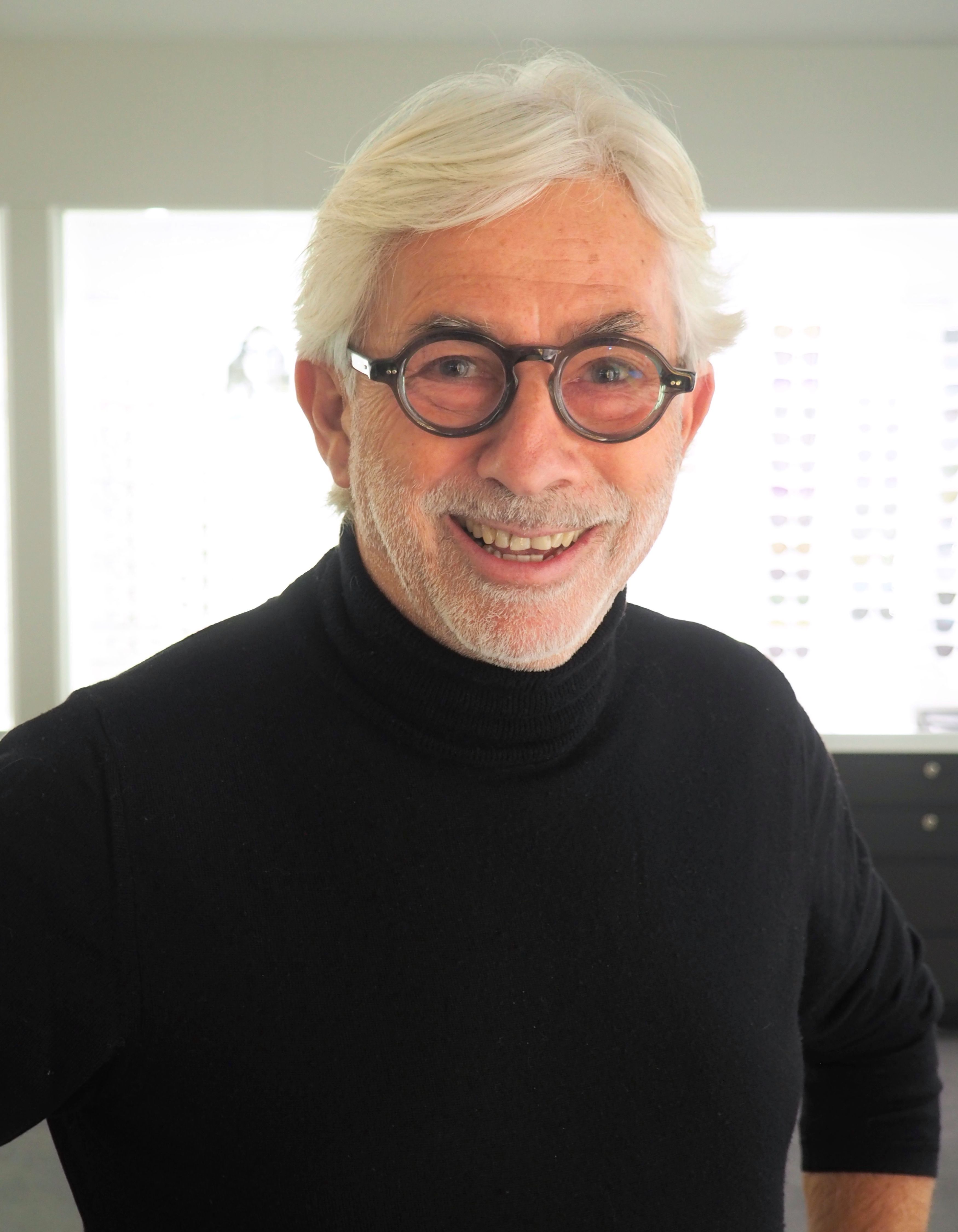 Optiker John Erik Lyche, spesialist på samsyn